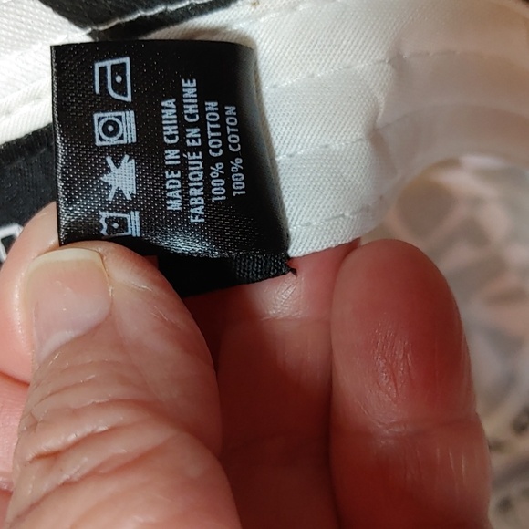 Zoo York Black & White Checkered Unisex Bucket Hat - Picture 10 of 10